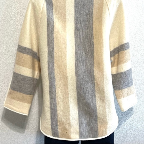 Chico's Woman 100% WOOL Cardigan Coat Sweater Size S - Picture 8 of 16